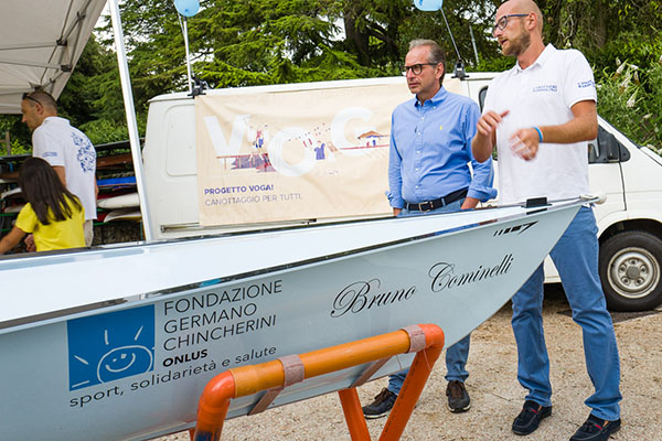 acquisto di una canoa